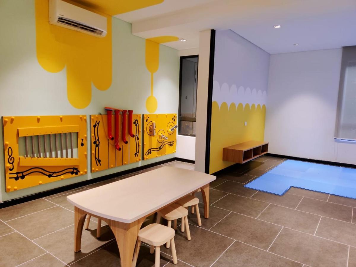 Maxine Suites Kuala Lumpur Luaran gambar